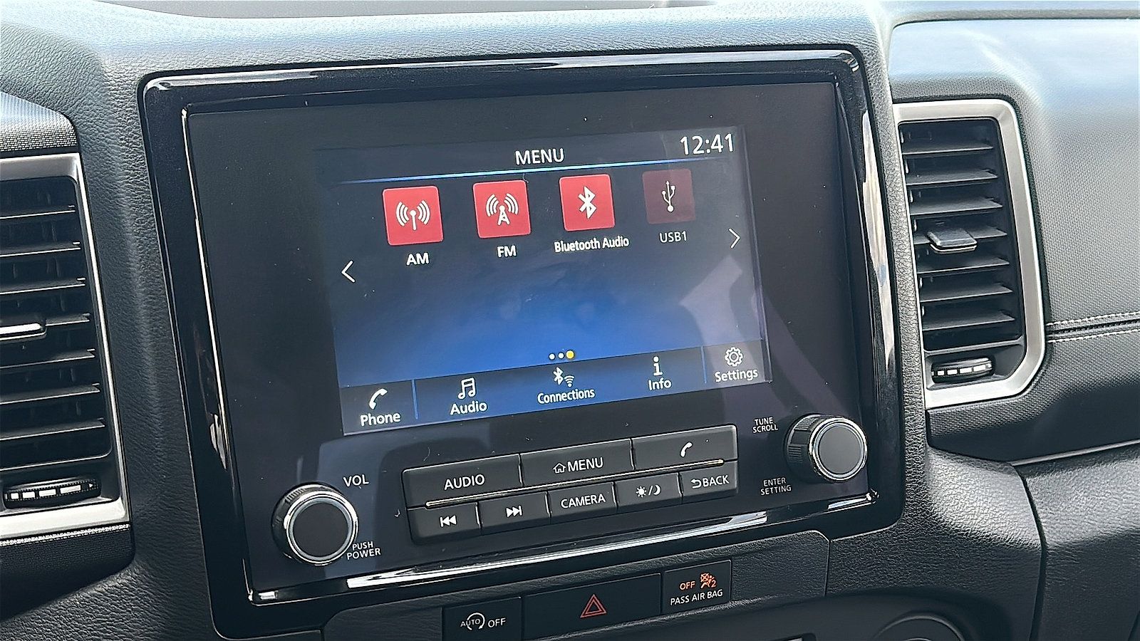 Used 2024 Nissan Frontier SL w/ Technology Package AWD/4WD image 19