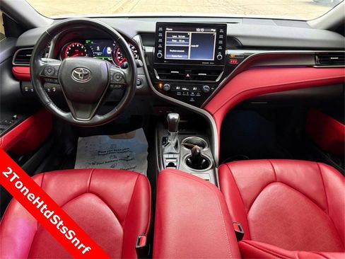 Used 2023 Toyota Camry XSE image 13