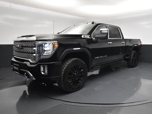 Used 2022 GMC Sierra 2500 Denali w/ Denali Ultimate Package AWD/4WD image 2