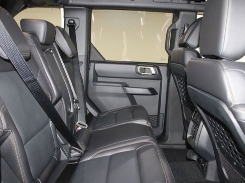 New 2026 Ford Bronco Badlands AWD/4WD image 28