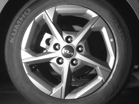 Used 2025 Kia K4 image 12