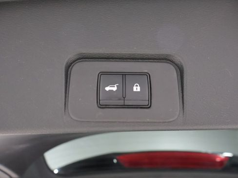Used 2023 Nissan Rogue Platinum w/ Platinum Premium Package AWD/4WD image 20