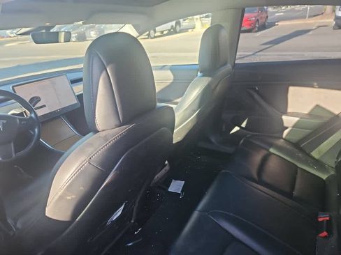 Used 2018 Tesla Model 3 Long Range RWD image 11