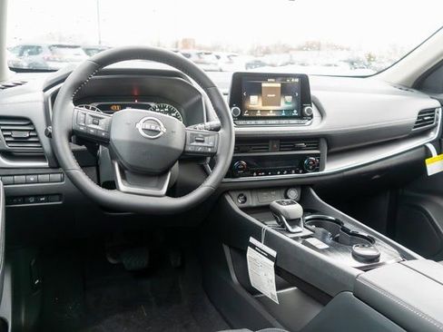 New 2026 Nissan Rogue SV w/ Cold Weather Package AWD/4WD image 11