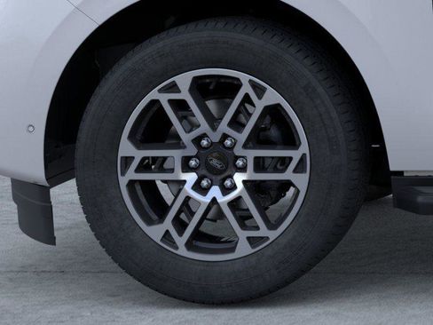 New 2026 Ford Expedition Active image 19