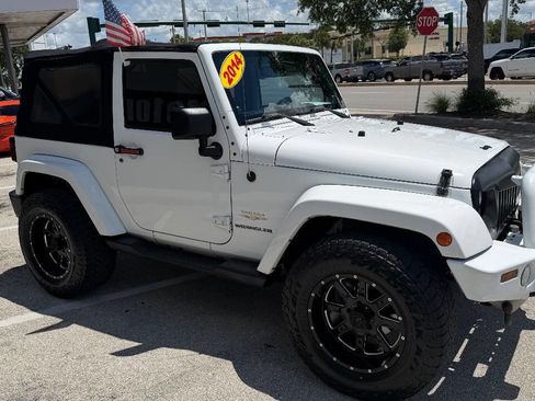 Used 2014 Jeep Wrangler Sahara w/ Connectivity Group AWD/4WD image 3