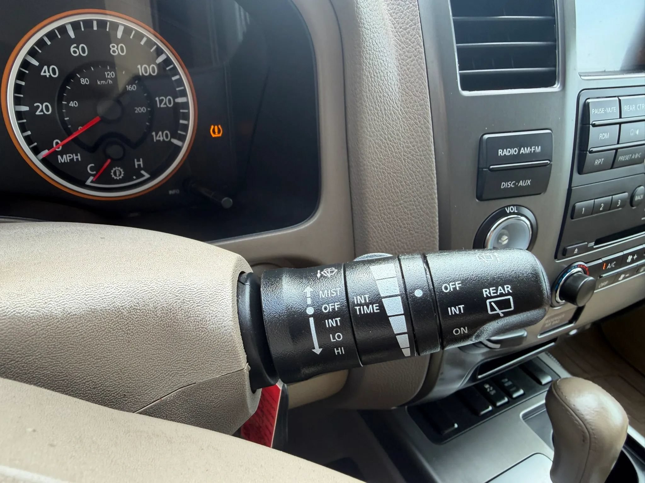 Used 2012 Nissan Armada SV AWD/4WD image 17