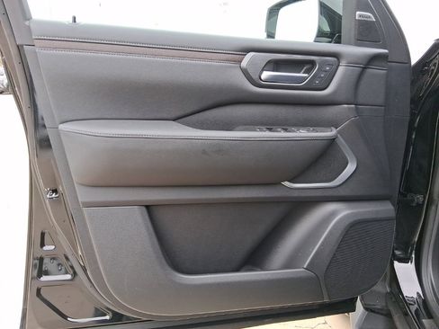 New 2026 Nissan Armada Platinum image 21