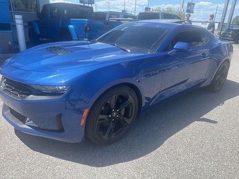 Used 2022 Chevrolet Camaro LT w/ RS Package image 6