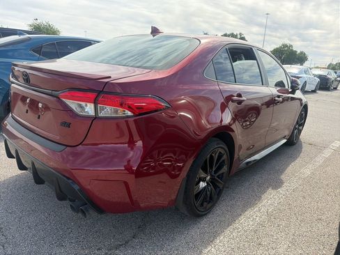 Used 2024 Toyota Corolla SE image 4