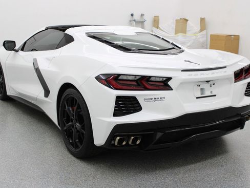 Used 2022 Chevrolet Corvette Stingray Coupe w/ 1LT image 15