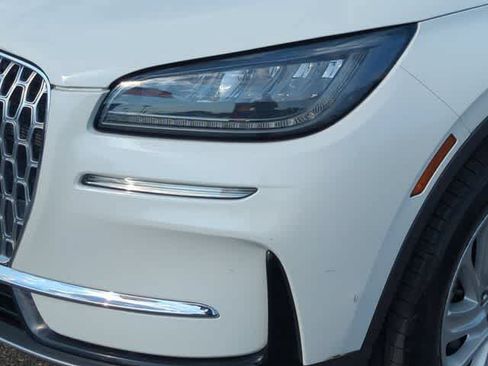 Used 2023 Lincoln Corsair FWD image 10