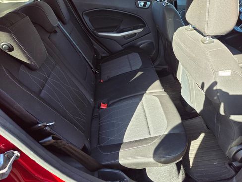 Used 2018 Ford EcoSport SE image 11