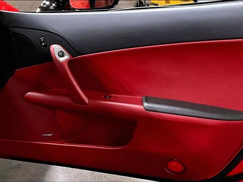 Used 2013 Chevrolet Corvette Grand Sport w/ 2LT Preferred Equipment Group image 17