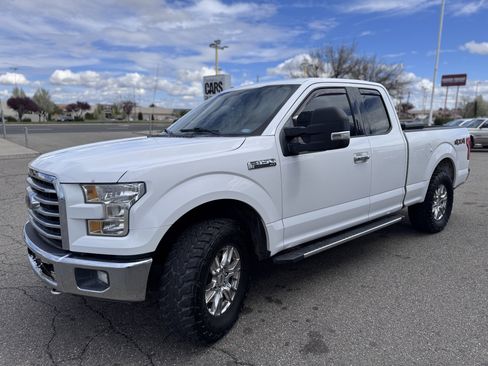 Used 2017 Ford F150 XLT w/ Equipment Group 302A Luxury AWD/4WD image 4