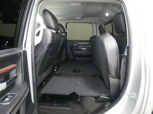 Used 2017 RAM 1500 Laramie AWD/4WD image 21