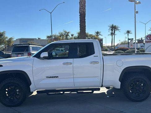 Used 2023 Toyota Tundra Limited image 4