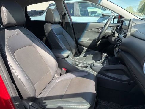 Used 2022 Hyundai Kona Limited image 31