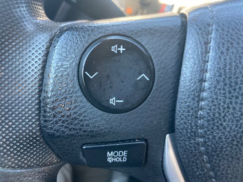 Used 2017 Toyota Corolla LE image 15