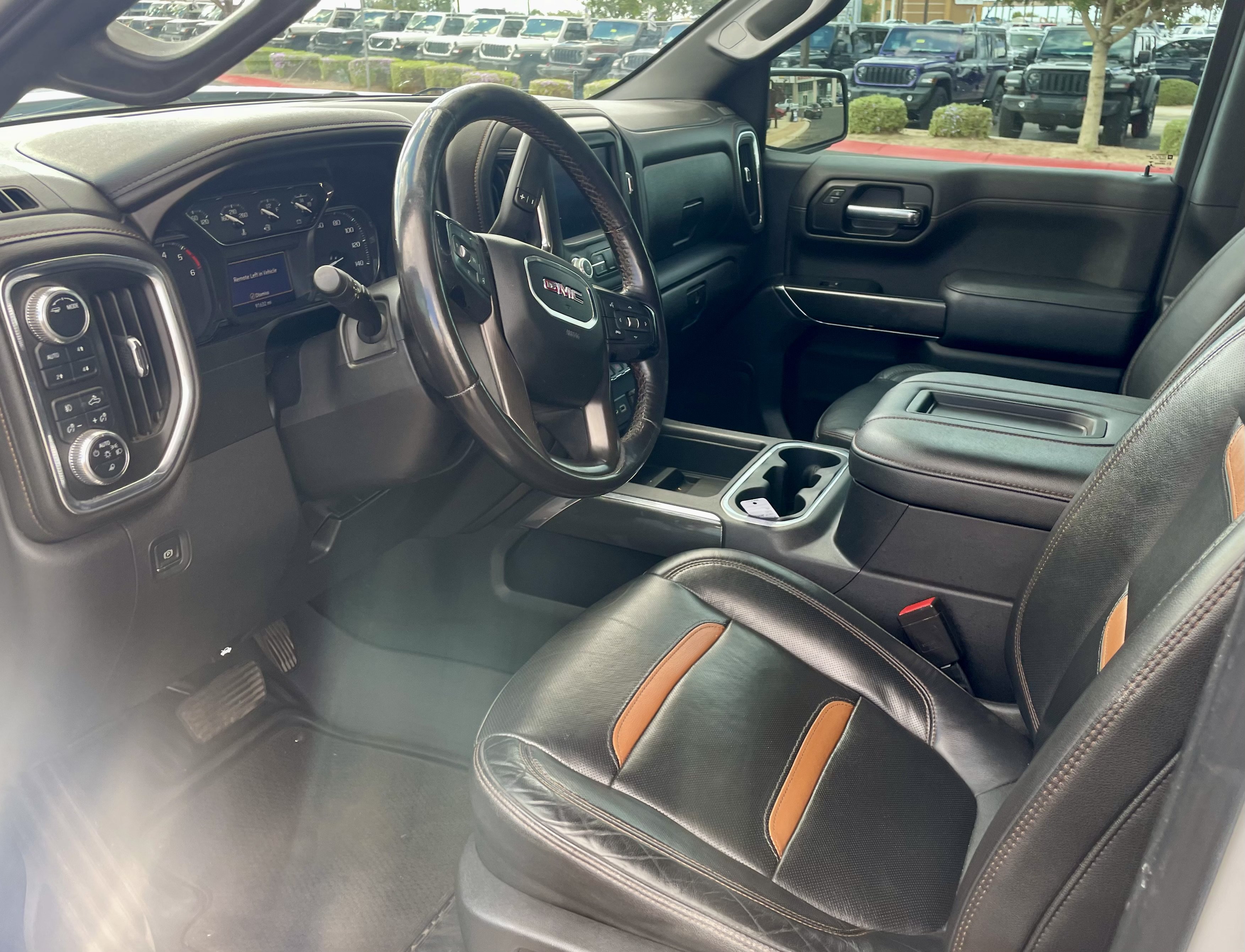 Used 2021 GMC Sierra 1500 AT4 AWD/4WD image 10