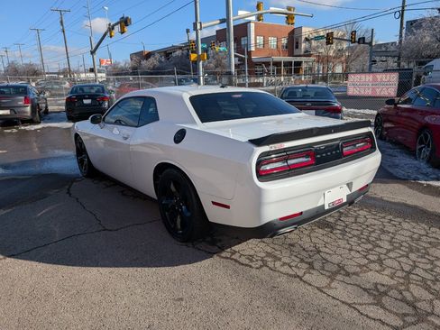 Used 2022 Dodge Challenger GT w/ Blacktop Package image 8