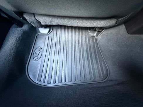 Used 2017 Subaru Outback 2.5i Premium AWD/4WD image 22