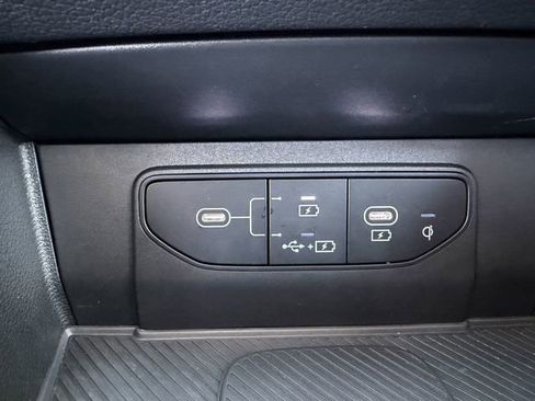 Certified 2026 Kia Sportage EX FWD image 21