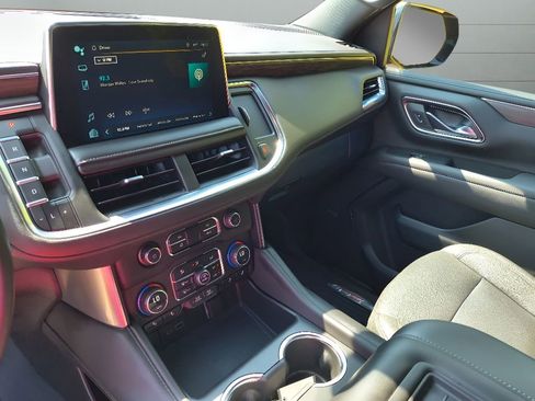 Used 2023 Chevrolet Tahoe Z71 image 20