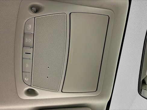 Used 2018 Nissan Rogue Sport S FWD image 35