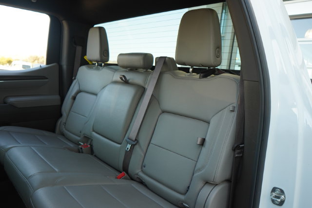 Used 2025 GMC Sierra 1500 SLT AWD/4WD image 30