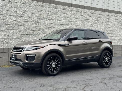 Used 2017 Land Rover Range Rover Evoque SE Premium AWD/4WD image 12