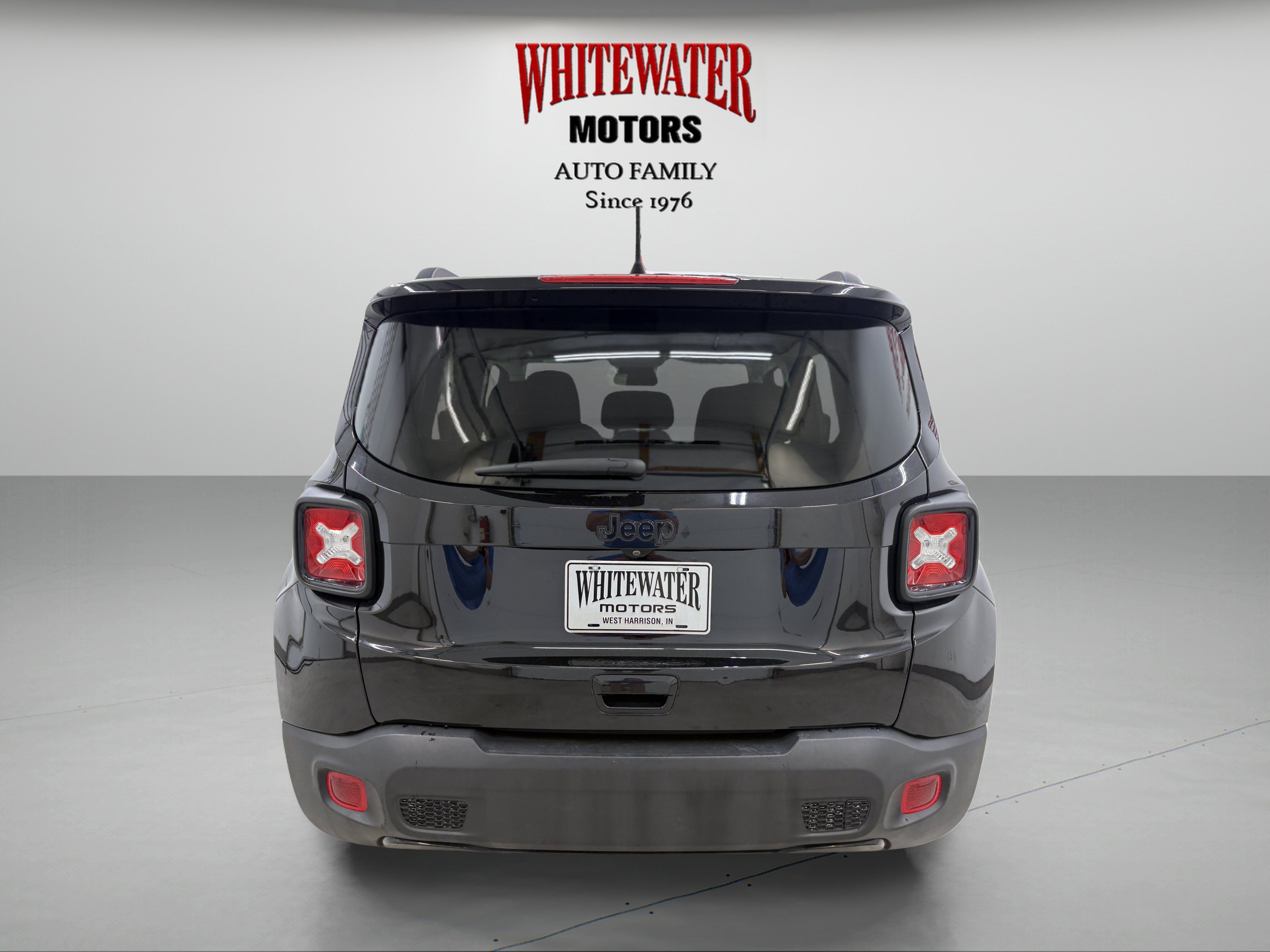 Used 2019 Jeep Renegade Altitude w/ Quick Order Package 2XM FWD image 3