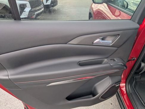 New 2026 Chevrolet Traverse RS w/ LPO, Floor Liner Package image 10