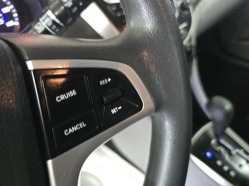 Used 2013 Hyundai Accent GS image 24