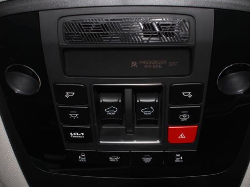 New 2027 Kia Carnival SX w/ Dark Edition Package FWD image 12