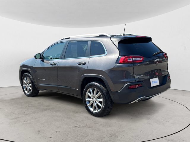 Used 2018 Jeep Cherokee Limited AWD/4WD image 7