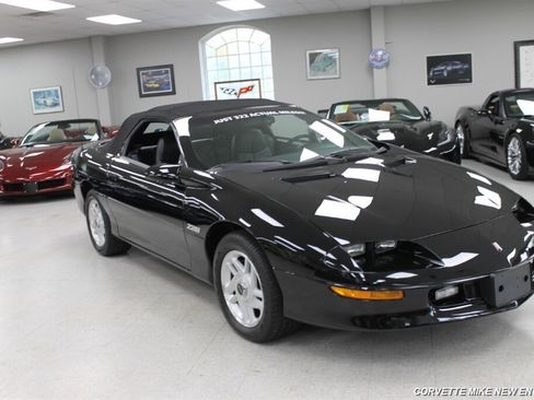 Used 1995 Chevrolet Camaro Z28 image 9