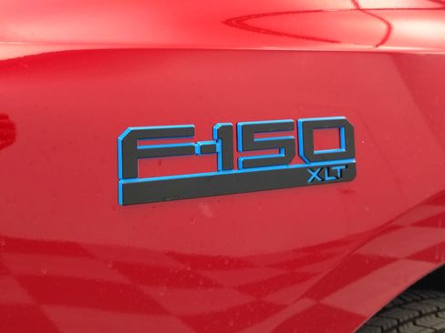 New 2025 Ford F150 Lightning XLT image 16