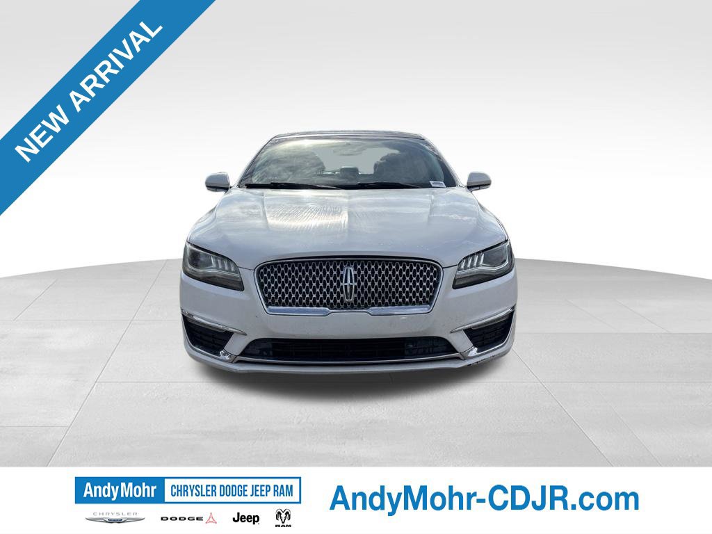 Used 2018 Lincoln MKZ Select w/ Select Plus Package FWD image 2