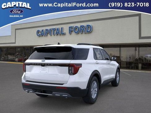 New 2026 Ford Explorer Active w/ Active Comfort Package image 8