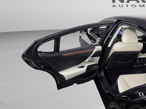 New 2025 Lexus ES 350 Ultra Luxury image 24
