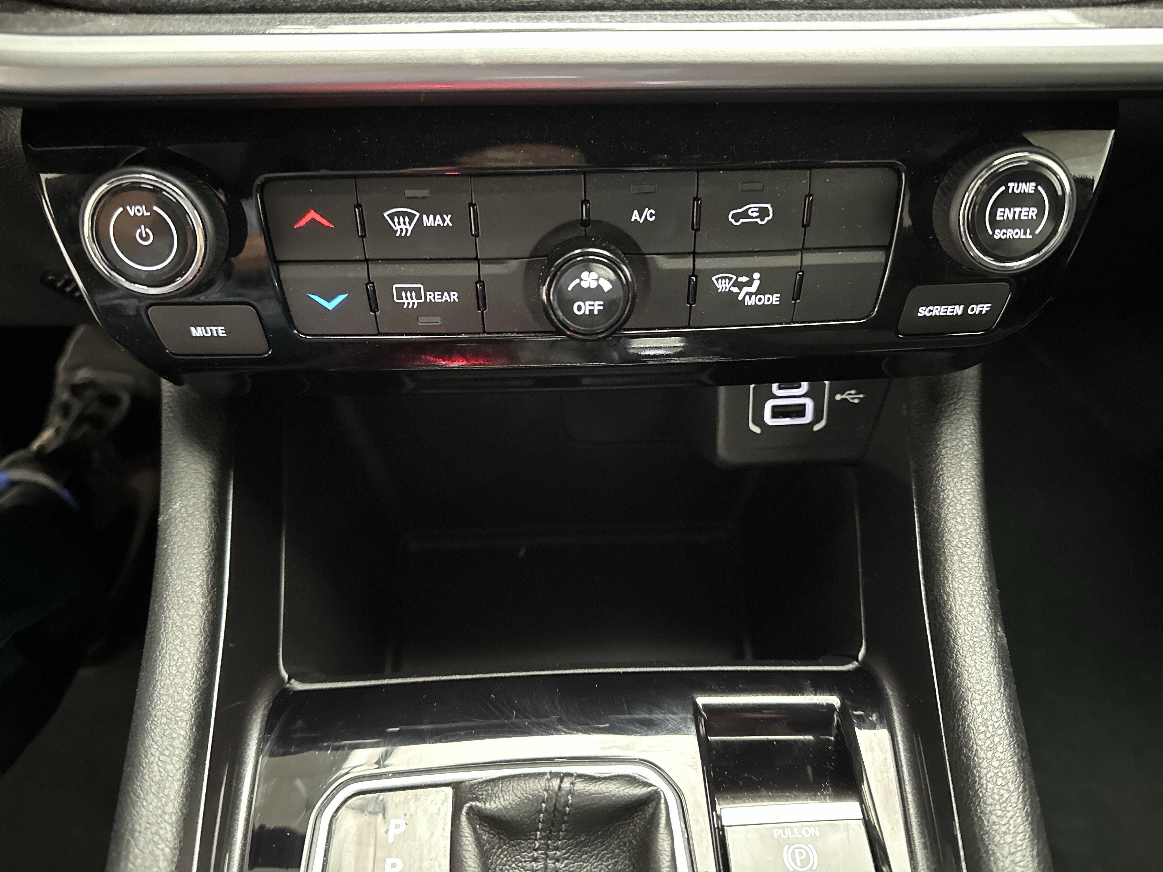 Used 2023 Jeep Compass Latitude AWD/4WD image 32