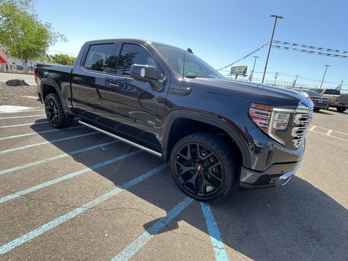 Used 2023 GMC Sierra 1500 Denali AWD/4WD image 7