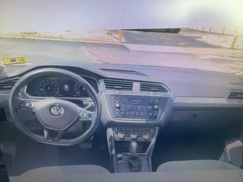 Used 2019 Volkswagen Tiguan SEL AWD/4WD image 11