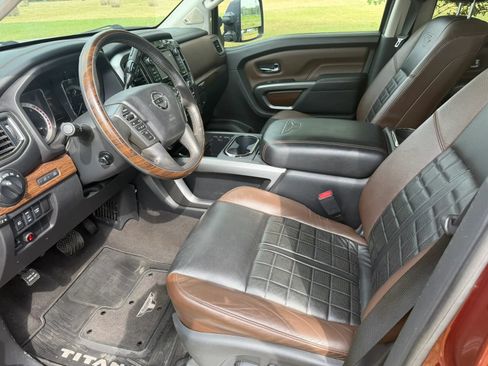 Used 2017 Nissan Titan Platinum Reserve AWD/4WD image 8
