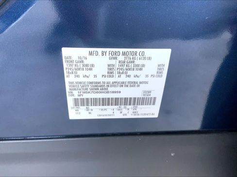 Used 2017 Ford Explorer XLT w/ Equipment Group 202A FWD image 31