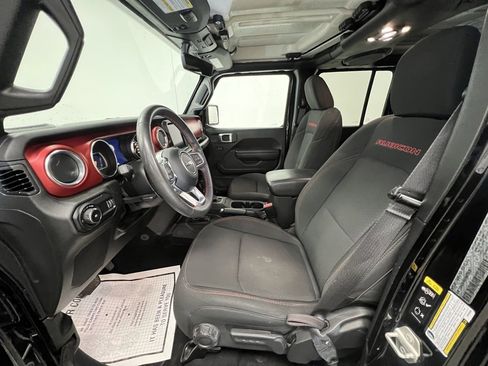 Used 2023 Jeep Wrangler Unlimited Rubicon image 4