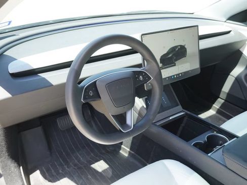 Used 2025 Tesla Model 3 Long Range RWD image 14