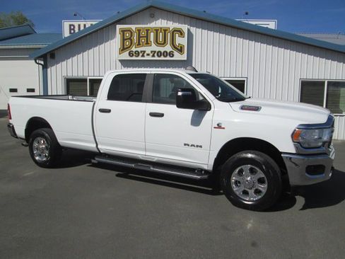 Used 2024 RAM 3500 Big Horn AWD/4WD image 1