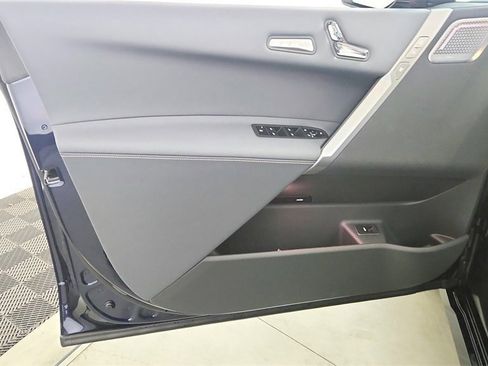 New 2026 BMW iX M70 image 33